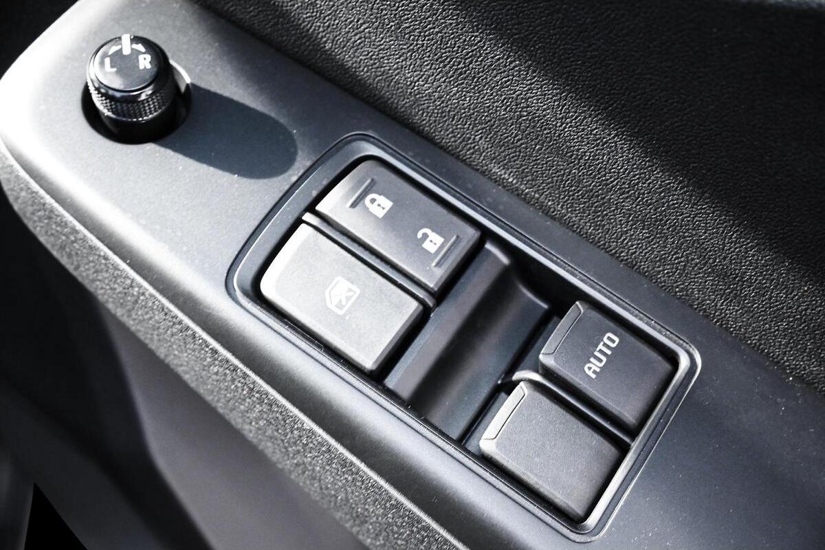 2024 Isuzu D-MAX SX High Ride Manual 4x2 MY24 image 17