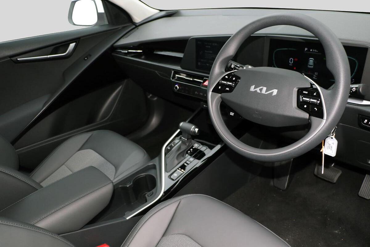 2025 Kia Niro HEV S Auto 2WD MY25 image 6