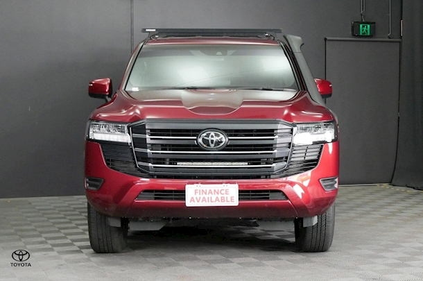 2024 Toyota Landcruiser GX image 2