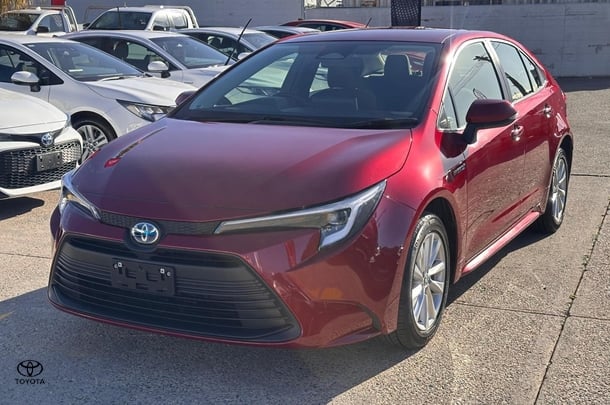 2023 Toyota Corolla Sedan Hybrid Ascent Sport image 1