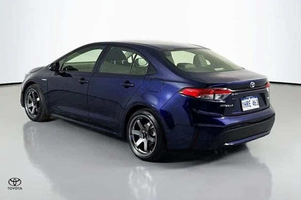 2022 Toyota Corolla Sedan Hybrid Ascent Sport image 6