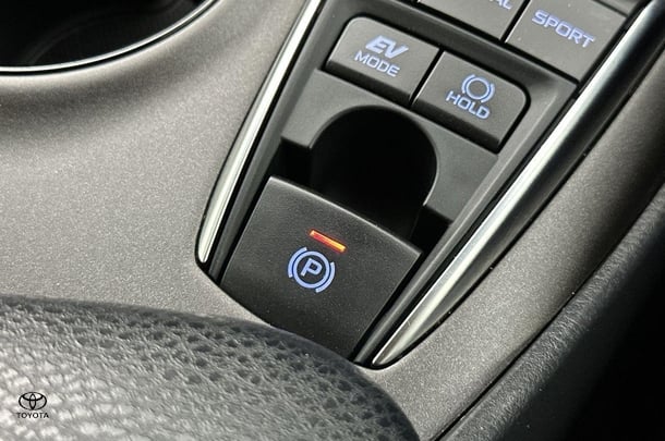 2023 Toyota Camry Hybrid Ascent image 27