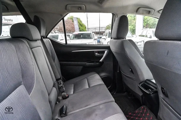 2020 Toyota Fortuner GXL image 20