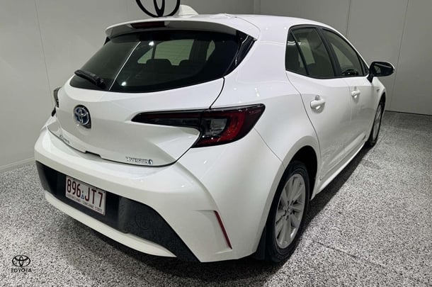2024 Toyota Corolla Ascent Sport image 3