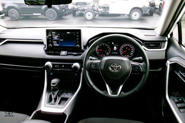 2022 Toyota RAV4 GX image 16