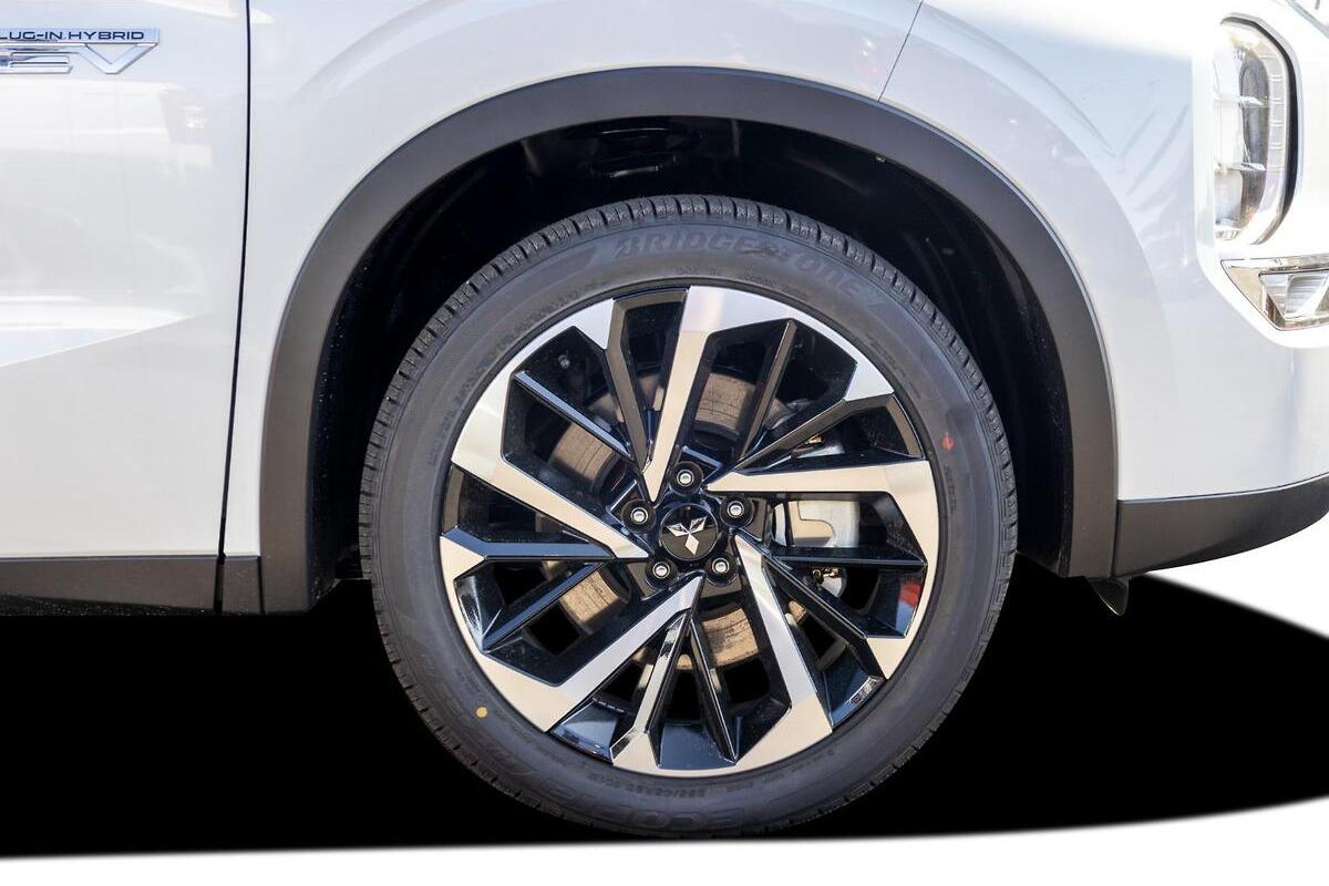 2024 Mitsubishi Outlander PHEV Aspire ZM Auto AWD MY24 image 23