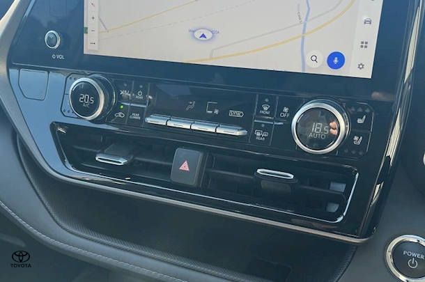 2023 Toyota Kluger Hybrid AWD GRANDE image 20