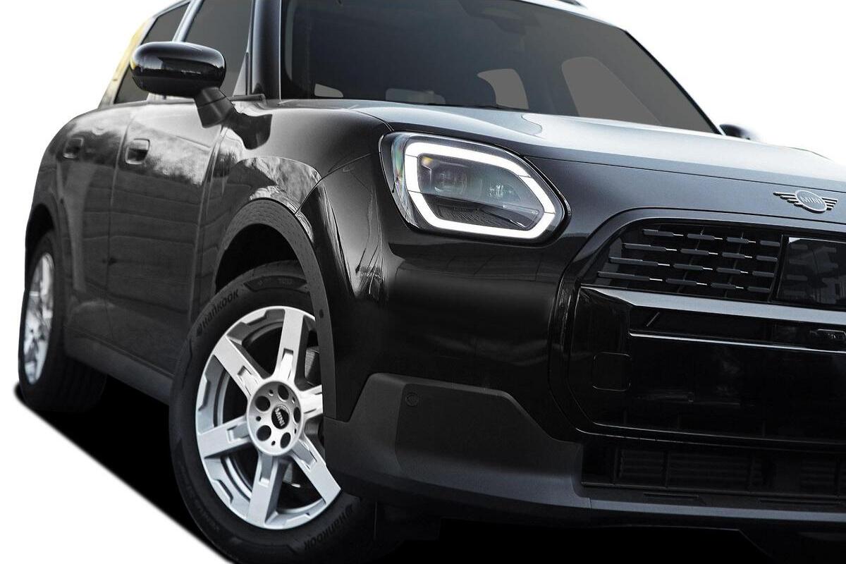2024 MINI Countryman C Classic Auto image 13