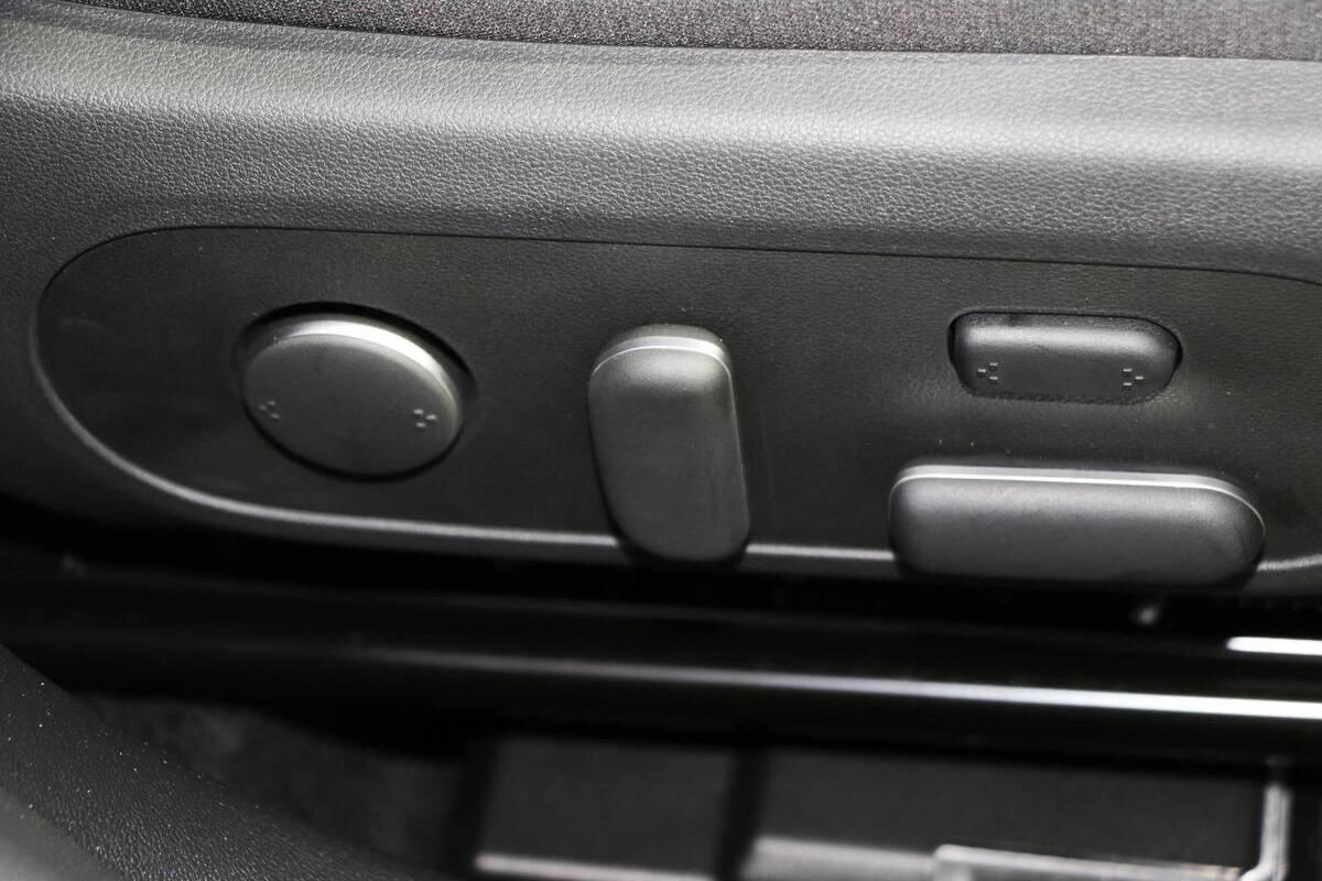 2024 Hyundai Kona Hybrid Premium Auto 2WD MY25 image 16