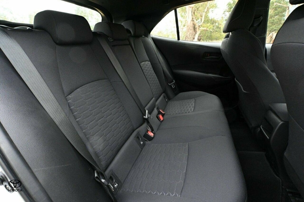 2019 Toyota Corolla Ascent Sport image 15