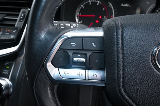2023 TOYOTA Landcruiser GR-S image 13