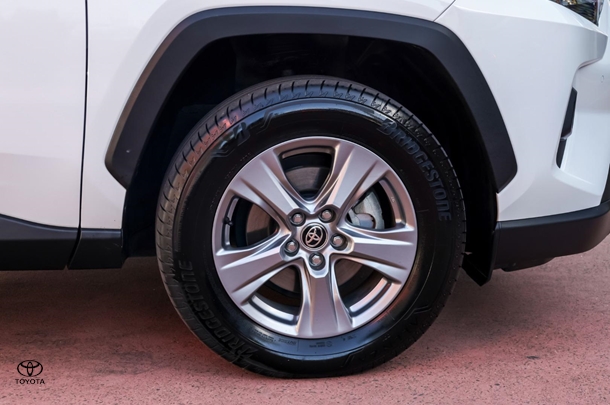 2024 TOYOTA RAV4 Hybrid GX-2WD image 25