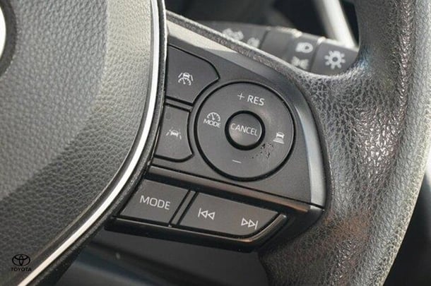 2022 Toyota Corolla Hatch Hybrid Ascent Sport image 16