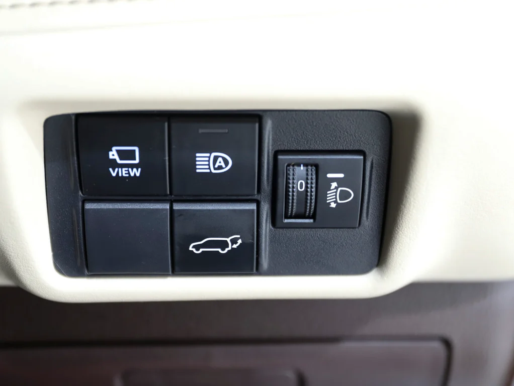 2021 Toyota Kluger Hybrid AWD GRANDE image 18