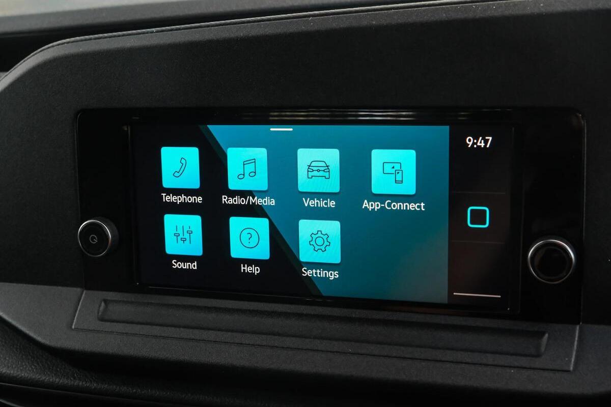 2024 Volkswagen Caddy TDI320 5 SWB Auto MY24 image 12