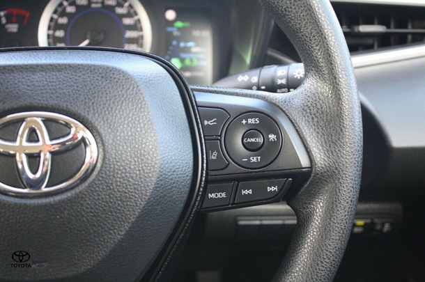 2021 Toyota Corolla Sedan Hybrid Ascent Sport image 25
