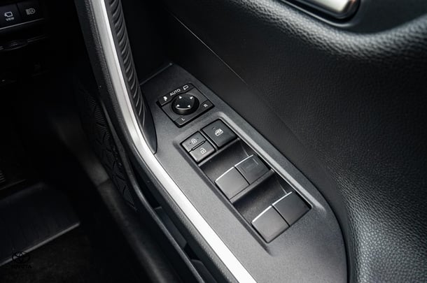 2021 Toyota RAV4 HYBRID Cruiser 2WD image 15