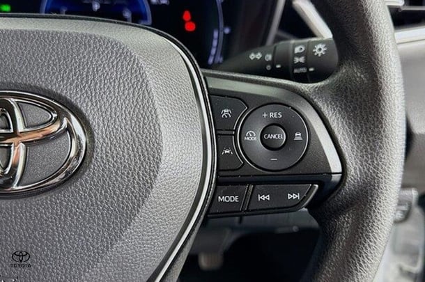 2025 Toyota Corolla Ascent Sport image 19