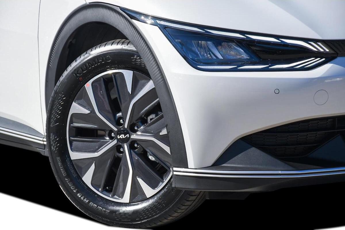 2025 Kia EV6 Air Auto MY24 image 19