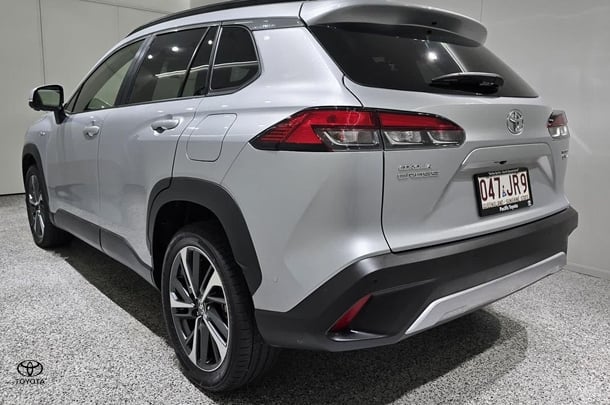 2024 Toyota Corolla Cross Hybrid Atmos 2WD image 4