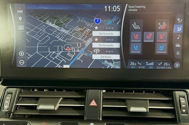 2022 Toyota LANDCRUISER Sahara ZX image 16