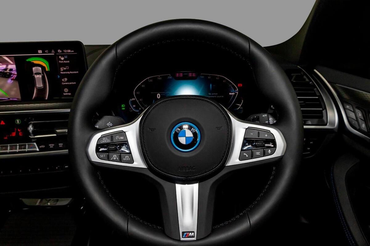 2025 BMW iX3 M Sport G08 Auto image 10