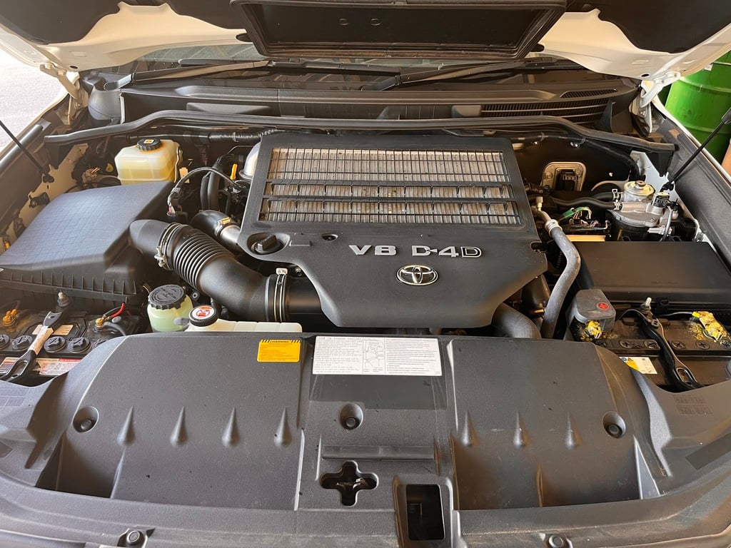 2020 Toyota Landcruiser GXL image 25