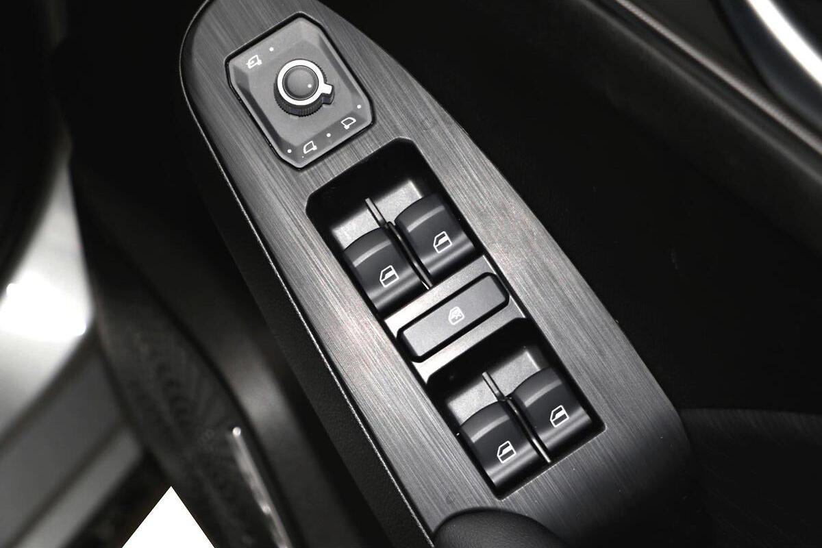 2025 GWM Haval Jolion Lux Auto image 19