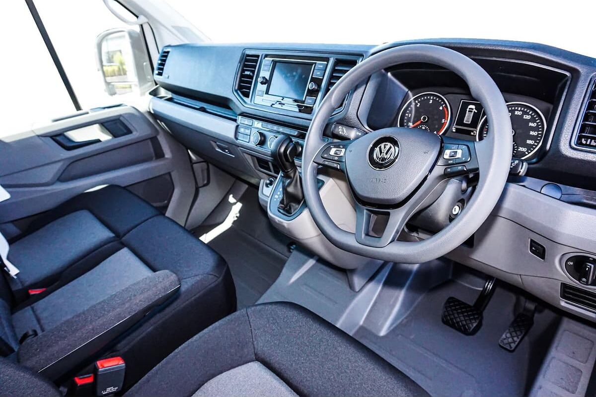 2024 Volkswagen Crafter 35 TDI340 SY1 Medium Wheelbase Auto FWD MY24 image 6