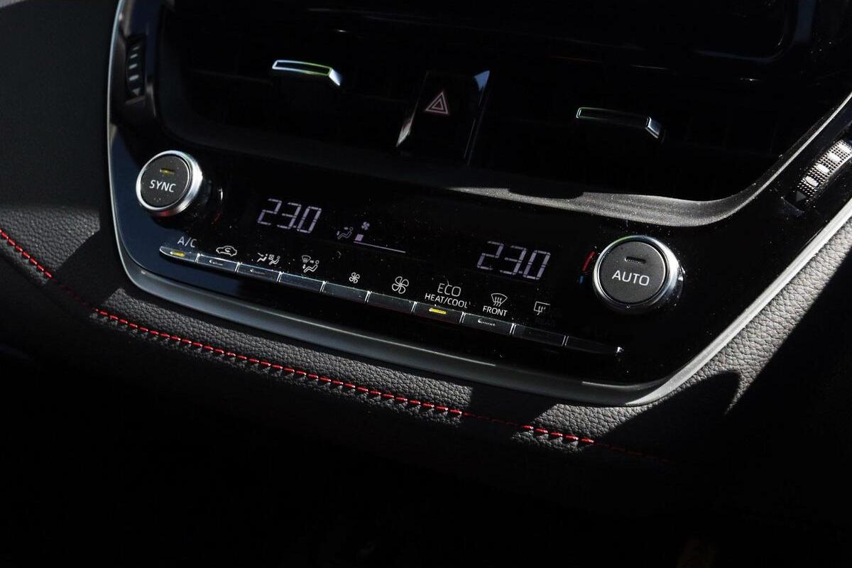 2024 Toyota Corolla ZR Hybrid Auto image 12