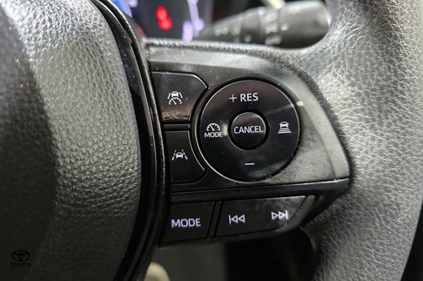 2024 Toyota COROLLA SEDAN HYBRID Ascent Sport image 18