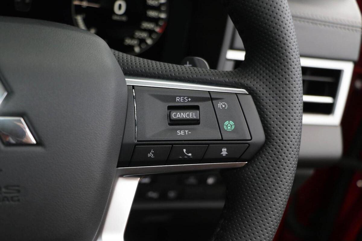 2024 Mitsubishi Outlander PHEV Exceed ZM Auto AWD MY24 image 20