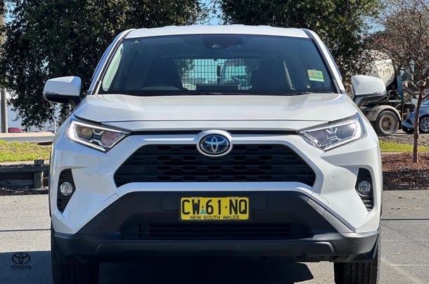 2020 Toyota RAV4 HYBRID GX AWD image 2