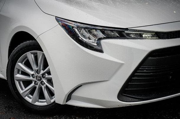 2024 Toyota Corolla Sedan Ascent Sport image 2