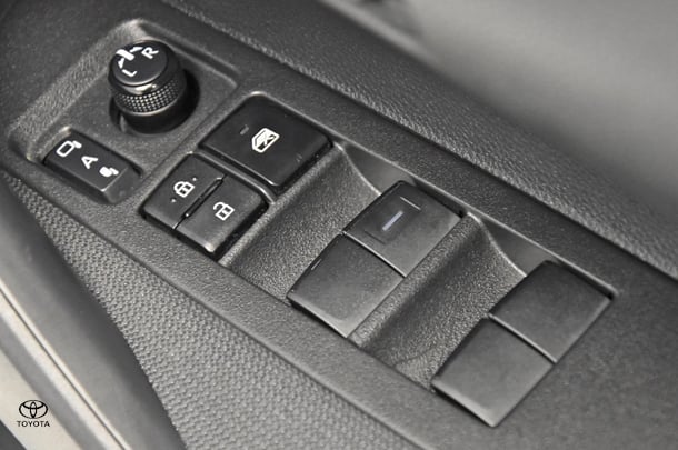 2024 Toyota Corolla Hatch Hybrid Ascent Sport image 10