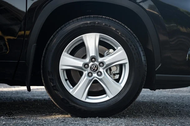 2024 Toyota KLUGER HYBRID GX AWD image 22