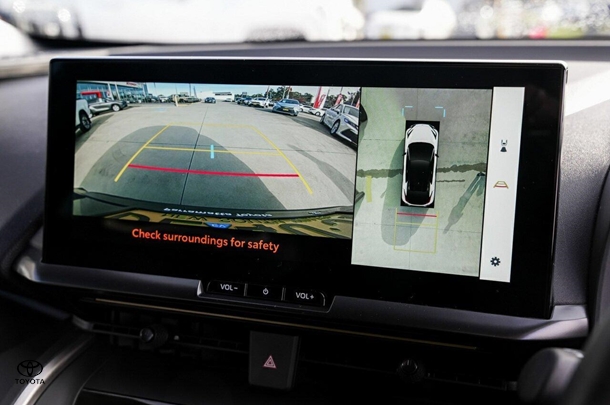 2024 Toyota C-HR Hybrid Koba 2WD image 14