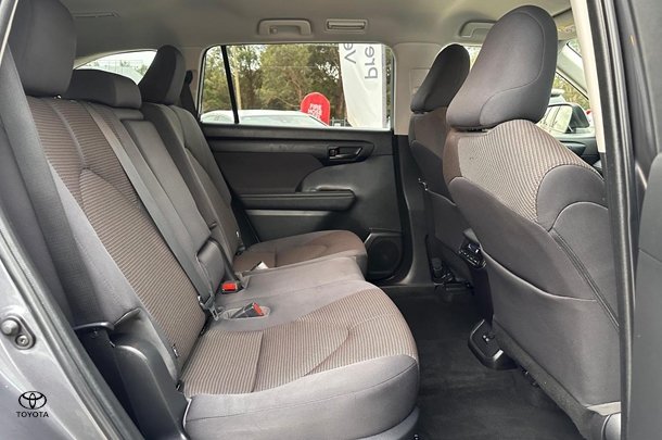 2023 Toyota Kluger Hybrid GX AWD image 23