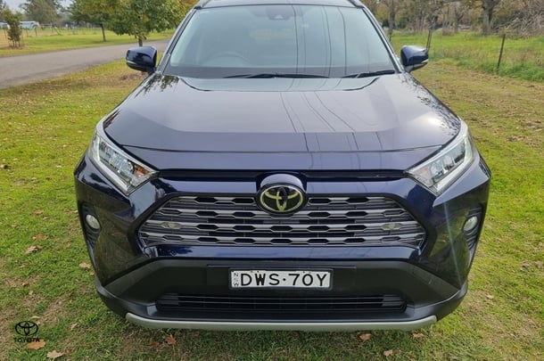 2021 Toyota RAV4 GXL-2WD image 3