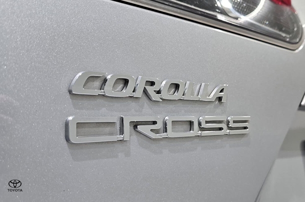 2024 Toyota Corolla Cross Hybrid Atmos 2WD image 8