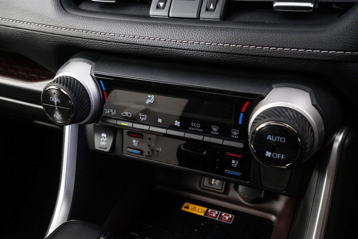 2024 Toyota RAV4 Cruiser Auto 2WD image 12