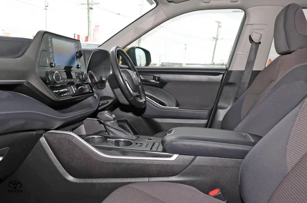 2022 Toyota Kluger GX-2WD image 10