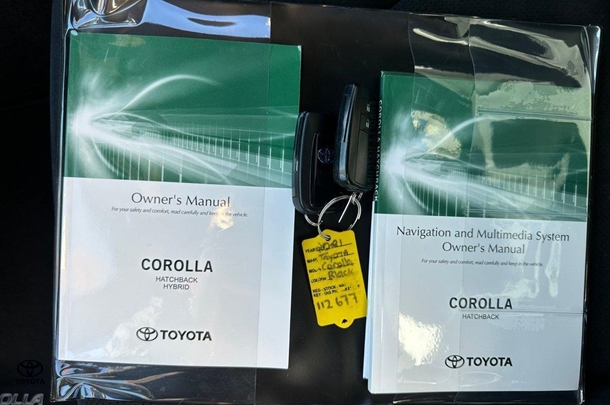 2021 Toyota Corolla ZR image 32