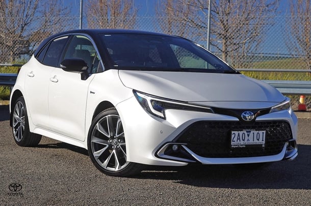 2024 Toyota Corolla ZR image 1