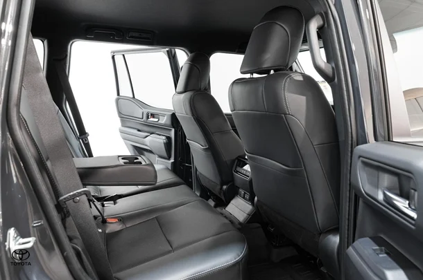 2024 Toyota Prado GXL image 20
