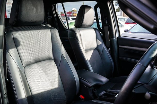 2021 Toyota Hilux 4x4 Rogue image 16
