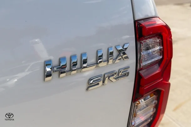 2022 Toyota HILUX SR5 image 20