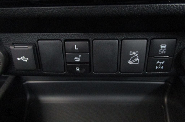 2023 Toyota Hilux GR-S image 21