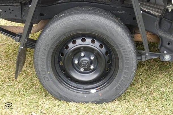 2021 Toyota Hilux Workmate image 5