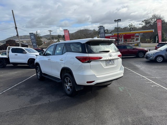 2024 Toyota Fortuner GX image 5